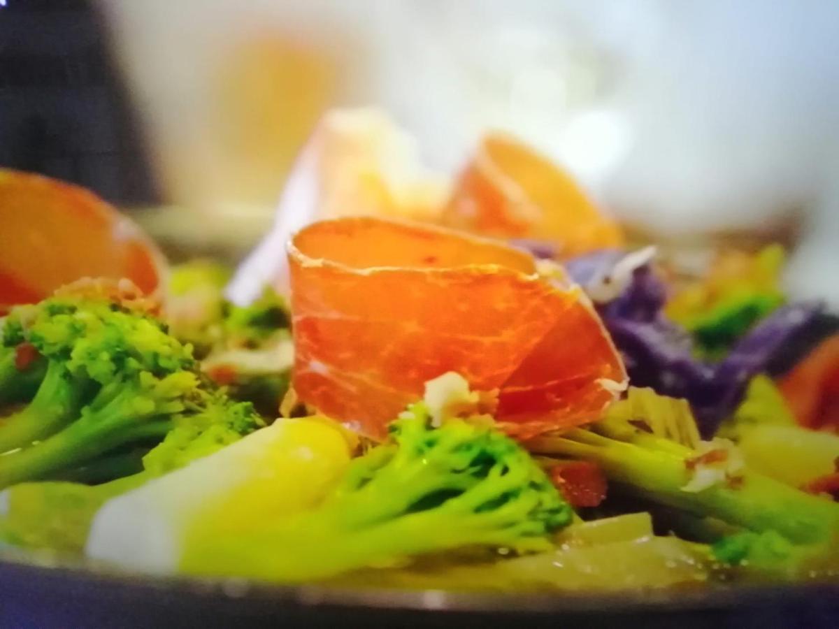 Uxarte -Alojamiento, Restaurante Y Piscinas Arrasate/Mondragon エクステリア 写真